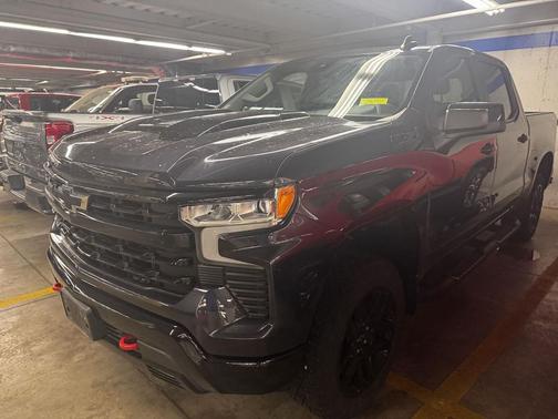 Dark Ash Metallic 2023 Chevrolet Silverado 1500 LT Trail Boss
