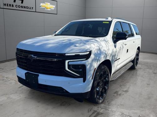Summit White 2026 Chevrolet Suburban RST