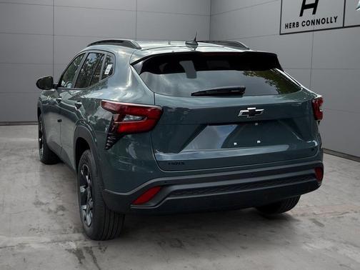 Cypress Gray 2026 Chevrolet Trax LT