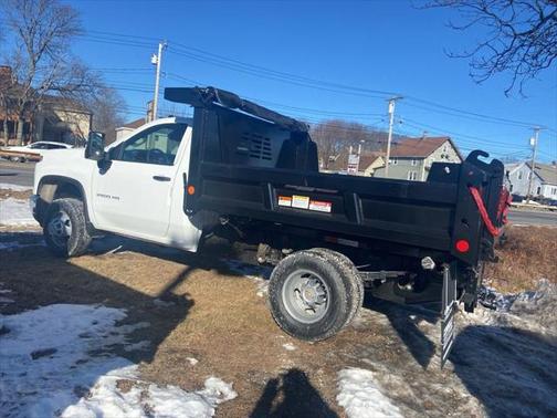 2025 Chevrolet Silverado 3500 WT