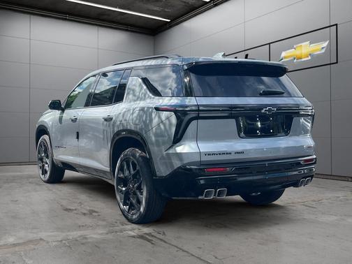 Sterling Gray Metallic 2026 Chevrolet Traverse RS