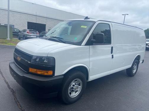 2025 Chevrolet Express 2500 RWD 2500 Regular Wheelbase WT