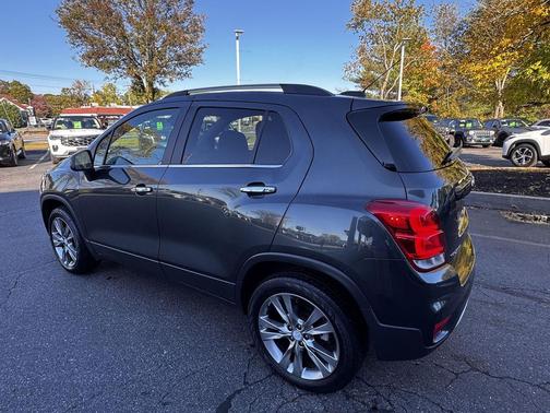 Nightfall Gray Metallic 2020 Chevrolet Trax LT