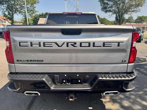 Sterling Gray Metallic 2023 Chevrolet Silverado 1500 LT Trail Boss