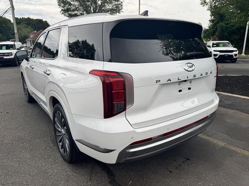 Hyper White 2023 Hyundai PALISADE Calligraphy