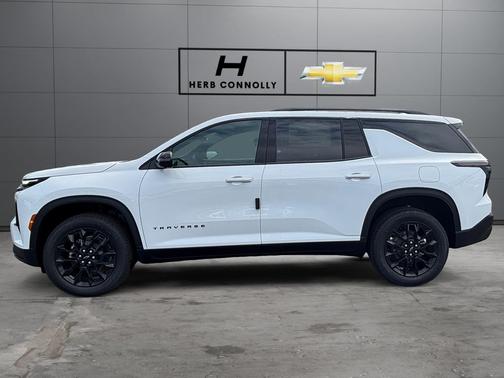 Summit White 2026 Chevrolet Traverse LT