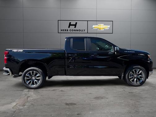 Black 2026 Chevrolet Silverado 1500 LT