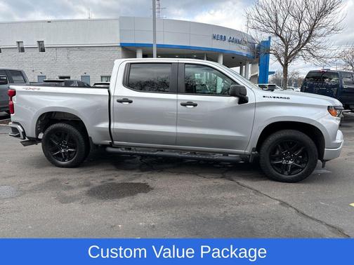 2022 Chevrolet Silverado 1500 Custom