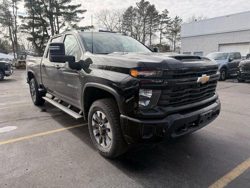 2026 Chevrolet Silverado 2500 Custom