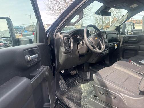 2026 Chevrolet Silverado 3500 WT