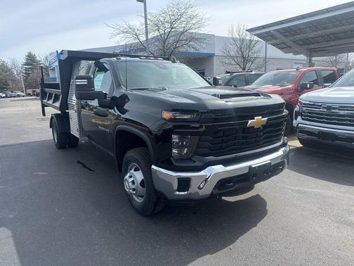 2026 Chevrolet Silverado 3500 WT