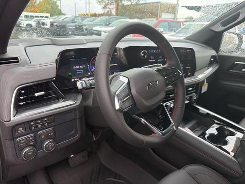 2026 Chevrolet Tahoe 4WD RST