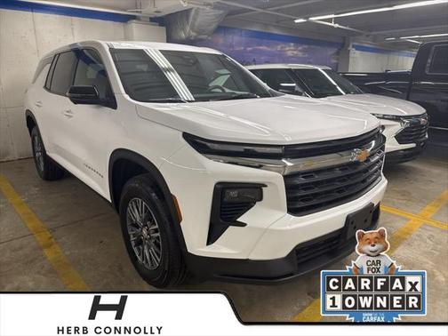 2024 Chevrolet Traverse LS