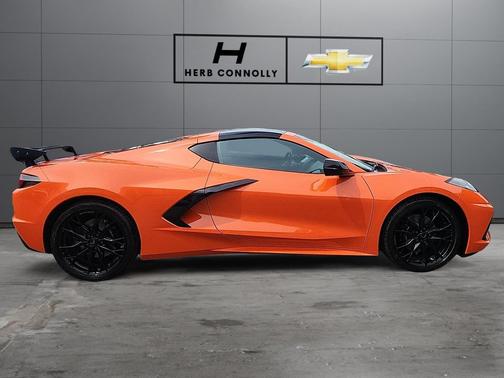 Sebring Orange Tintcoat 2026 Chevrolet Corvette Stingray w/1LT