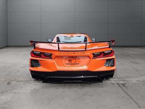 Sebring Orange Tintcoat 2026 Chevrolet Corvette Stingray w/1LT