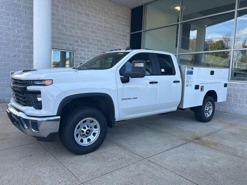 2025 Chevrolet Silverado 3500 WT
