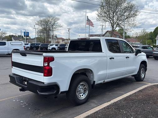 Summit White 2022 Chevrolet Silverado 1500 WT