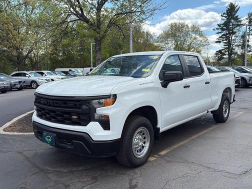 Summit White 2022 Chevrolet Silverado 1500 WT
