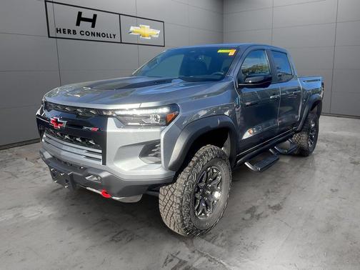 Sterling Gray Metallic 2026 Chevrolet Colorado ZR2