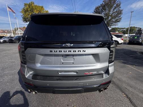 Sterling Gray Metallic 2025 Chevrolet Suburban RST