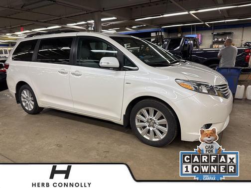 Blizzard Pearl 2017 Toyota Sienna Limited Premium