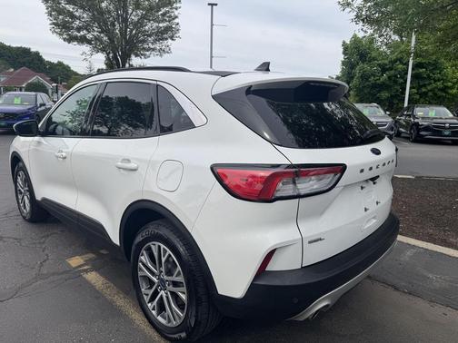 Star White Metallic Tri-Coat 2021 Ford Escape SEL