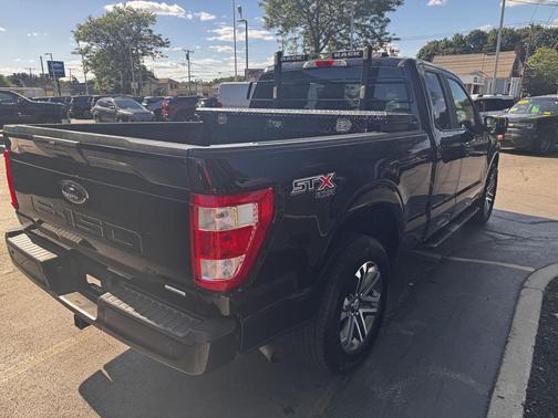 Agate Black Metallic 2021 Ford F-150 XL