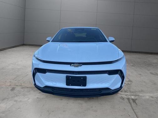 Summit White 2026 Chevrolet Equinox EV LT