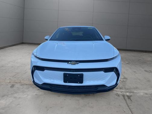 Summit White 2026 Chevrolet Equinox EV LT