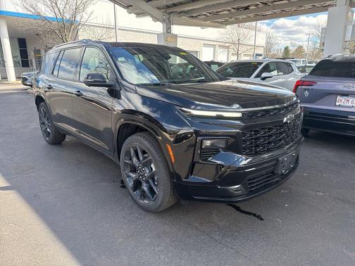 Mosaic Black Metallic 2026 Chevrolet Traverse RS