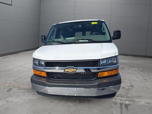 Summit White 2026 Chevrolet Express 2500 Work Van