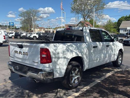 Bright White Clearcoat 2025 RAM 1500 Big Horn/Lone Star