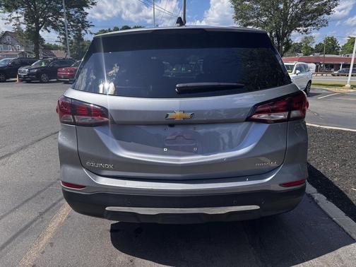 Sterling Gray Metallic 2024 Chevrolet Equinox 1LT