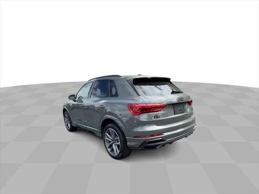 2022 Audi Q3 45 S line Premium