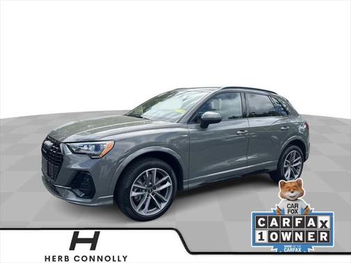 2022 Audi Q3 45 S line Premium