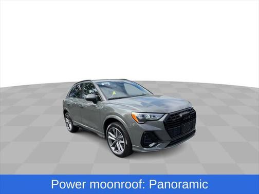 2022 Audi Q3 45 S line Premium