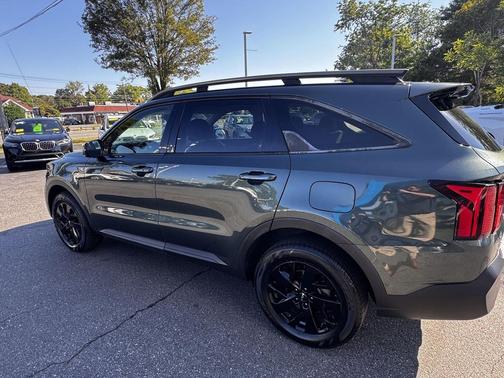 Aruba Green 2023 Kia Sorento S