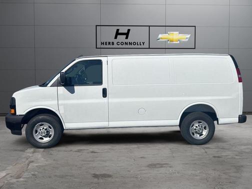 Summit White 2025 Chevrolet Express 2500 LT