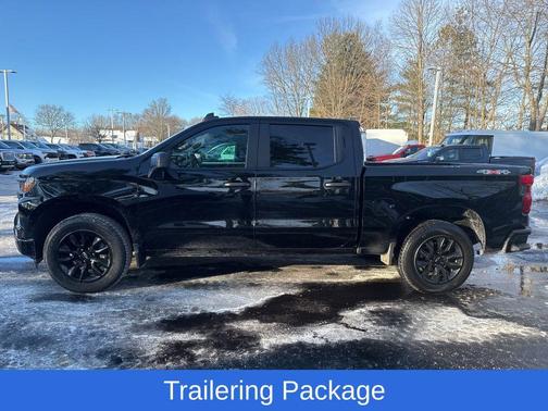 2022 Chevrolet Silverado 1500 Custom