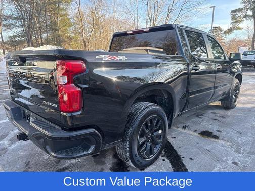 2022 Chevrolet Silverado 1500 Custom