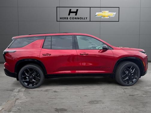 Radiant Red Tintcoat 2026 Chevrolet Traverse RS