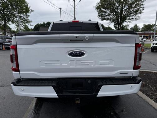 Oxford White 2023 Ford F-150 Lariat