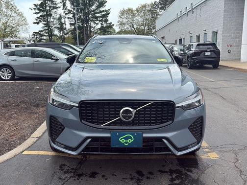 Thunder Grey Metallic 2023 Volvo XC60 B5 Plus Dark Theme