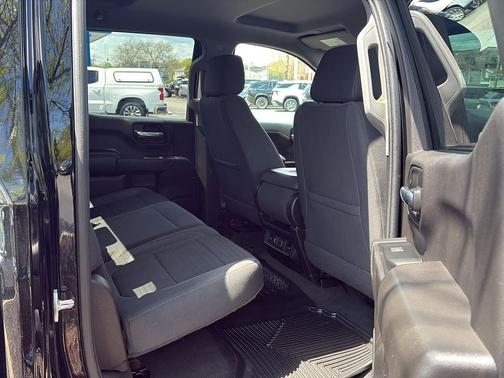 Black 2022 Chevrolet Silverado 1500 Limited LT