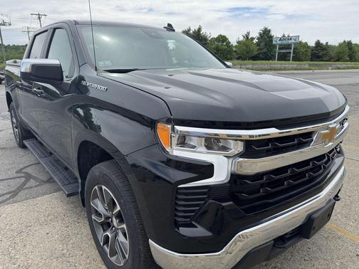 Black 2024 Chevrolet Silverado 1500 LT