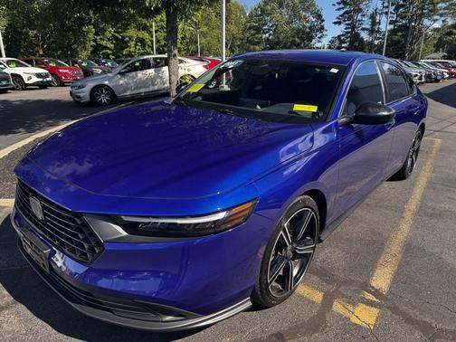 Still Night Pearl 2023 Honda Accord Hybrid Sport