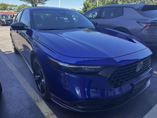 Still Night Pearl 2023 Honda Accord Hybrid Sport