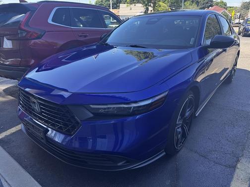 Still Night Pearl 2023 Honda Accord Hybrid Sport