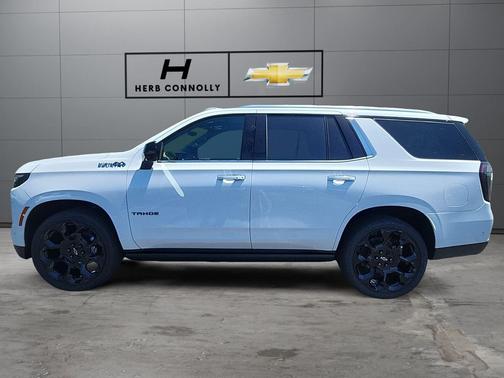 Polar White Tricoat 2026 Chevrolet Tahoe 4WD High Country