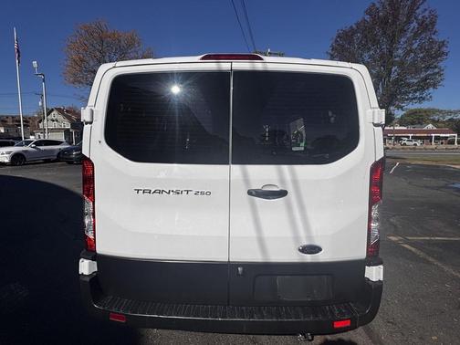 Oxford White 2025 Ford Transit-250 Base